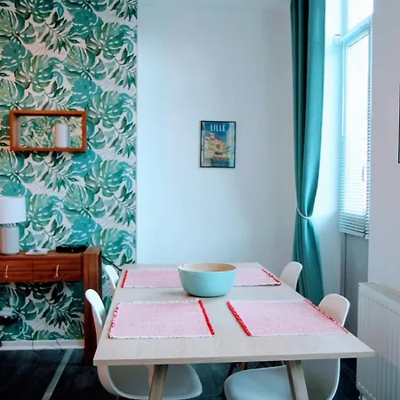 Gare Wifi Metro Musee Calme Confort 6 Lits - Le Ferrum *