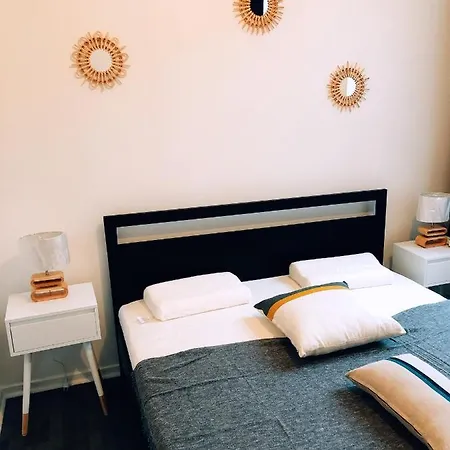 Gare Wifi Metro Musee Calme Confort 6 Lits - Le Ferrum Appartement