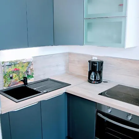 Apartment Gare Wifi Metro Musee Calme Confort 6 Lits - Le Ferrum